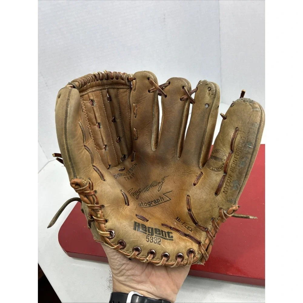 Vintage REGENT 5332 1960s Pro Star Baseball‎ Glove PEPPER Bobby Shantz RHT Mitt